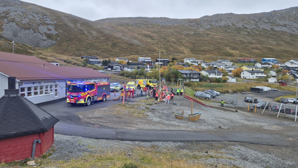 Lenke til artikkel: Blålys og store smil i Nordkapp barnehage